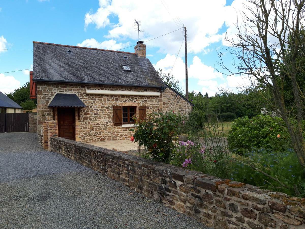 Les Roses Tremieres Villa Trans-la-Foret ภายนอก รูปภาพ